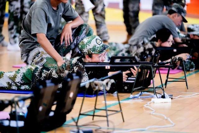 图片[4]-社会主义核心价值观教育｜4000+学子共参与，这所高校的军训有何亮点？-萌番资讯网