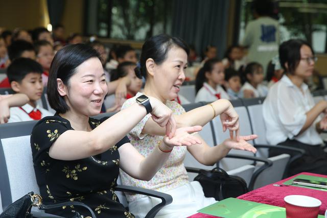 图片[10]-黄浦外国语小学举行第27届全国推广普通话宣传周启动仪式-萌番资讯网