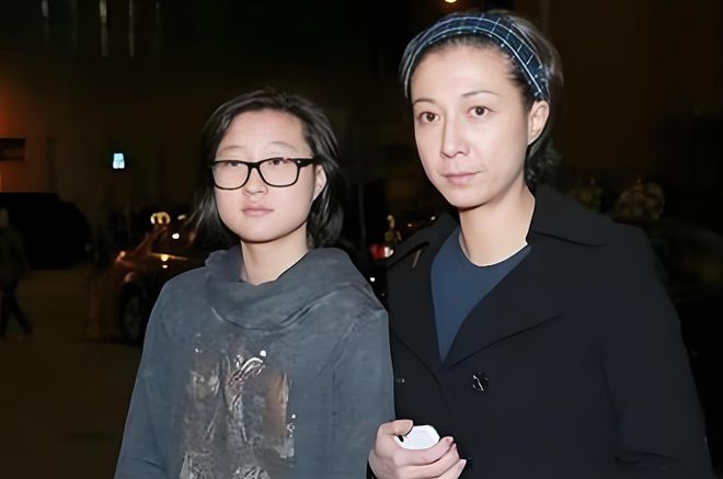 图片[14]-同是私生女，小龙女和侯佩岑为何成了两个极端！-萌番资讯网