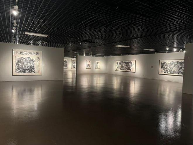 图片[3]-中华艺术宫举办首个安徽籍艺术家个展，朱松发：传统笔墨现代“写意”-萌番资讯网