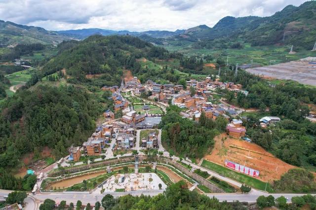 图片[4]-基建升级、民生焕新，徐汇区助力屏边县乡村建设-萌番资讯网