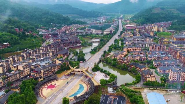 图片[7]-基建升级、民生焕新，徐汇区助力屏边县乡村建设-萌番资讯网