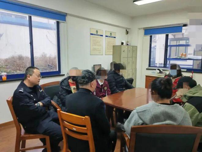 “向阳花”校园安全联盟在杨浦这个街道启动，在17所学校形成校园安全新方案-萌番资讯网