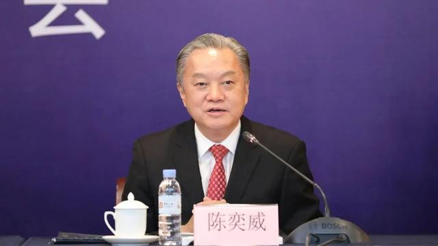 原厅长落马后，当了15年副厅长的他被查！-萌番资讯网