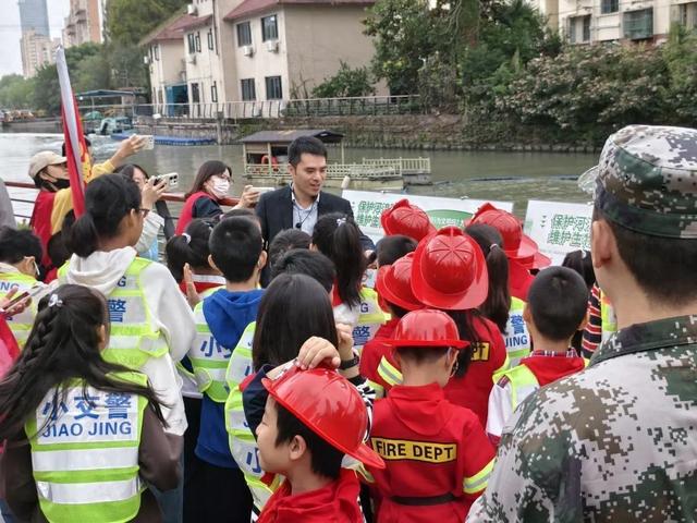 图片[1]-水生态Citywalk、实景交通安全教育……社会实践体验感满分！-萌番资讯网