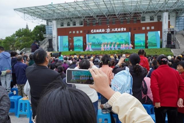 图片[8]-人人能发光、个个是主角！苏中群文活动“走心”更“悦”民-萌番资讯网