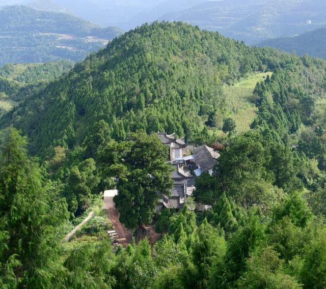 全网刷屏的《黑神话：悟空》中一建筑原型为四川醴峰观，已有700余年历史-欣猫博客