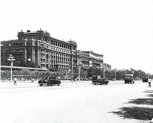 _1973年北京饭店扩建突然被叫停，周总理：可能威胁到中南海的安全_1973年北京饭店扩建突然被叫停，周总理：可能威胁到中南海的安全