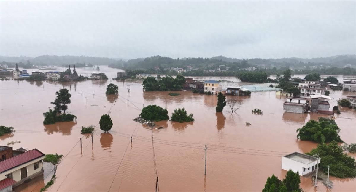 四川因暴雨受灾__四川暴雨抢险救援