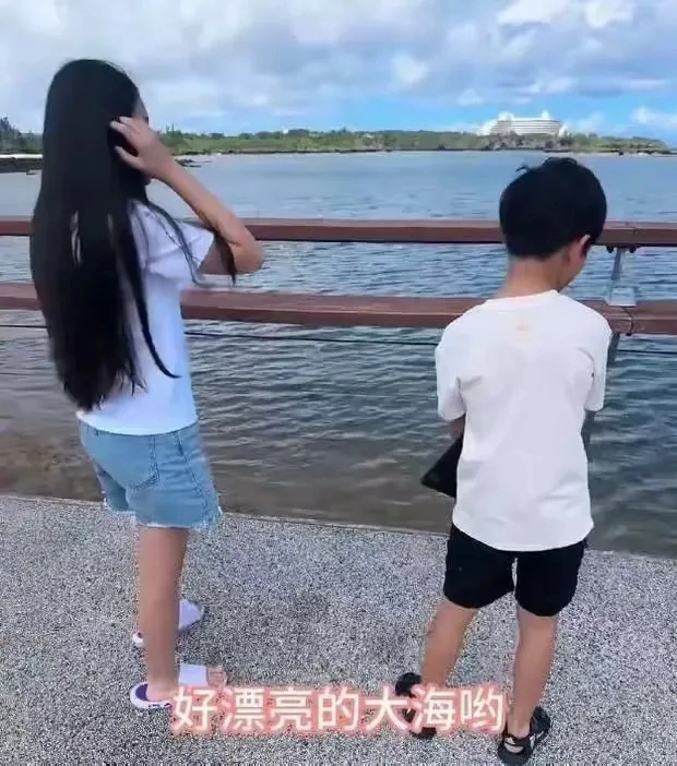 _汪小菲的父亲汪则涵_汪小菲晒女儿甜笑照