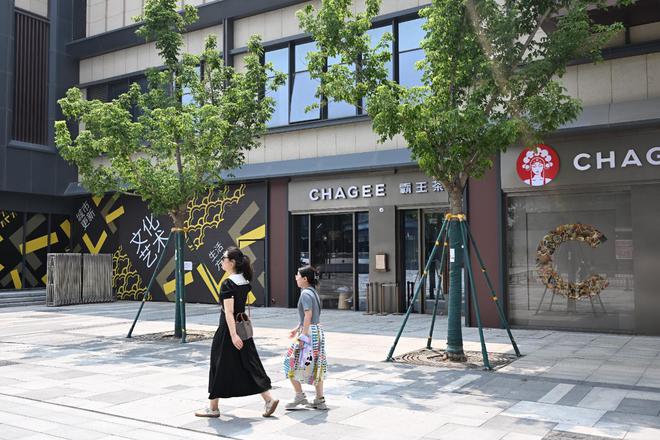 _北京隆福寺“上新”首店、体验店，老城复兴又添时尚亮色_北京隆福寺“上新”首店、体验店，老城复兴又添时尚亮色