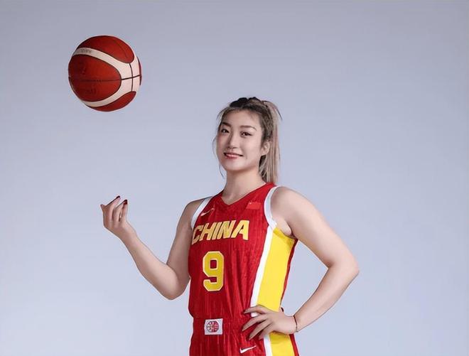 女篮76-93不敌法国，赛后传来三个坏消息，弊端太多仍需调整！_女篮76-93不敌法国，赛后传来三个坏消息，弊端太多仍需调整！_